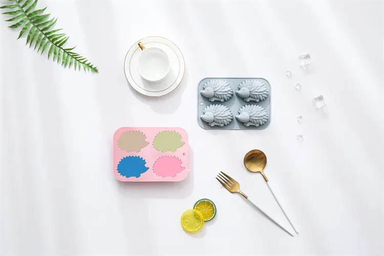 Moule silicone hérisson 4 cavités pour savon et résine