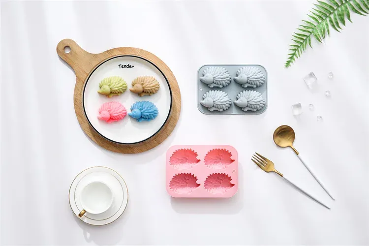 Moule silicone hérisson 4 cavités pour savon et résine