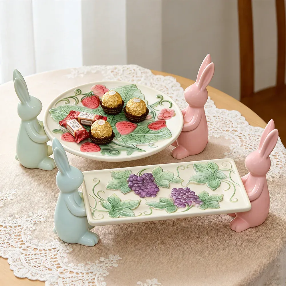Moule silicone lapin debout plateau fruits décoration