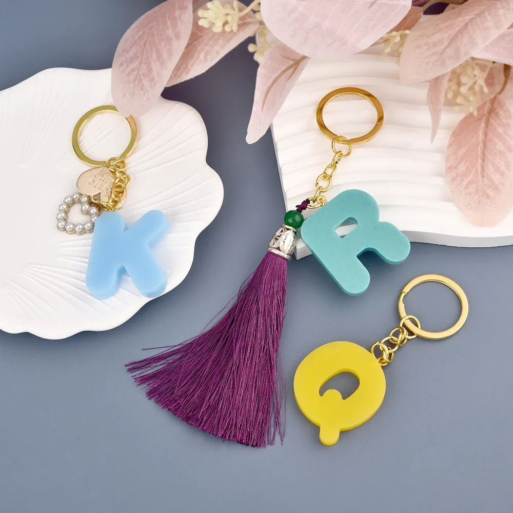 Moule silicone lettres et chiffres pour porte-clés et bijoux