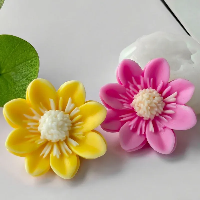 Moule silicone lotus 3D pour bougie et savon