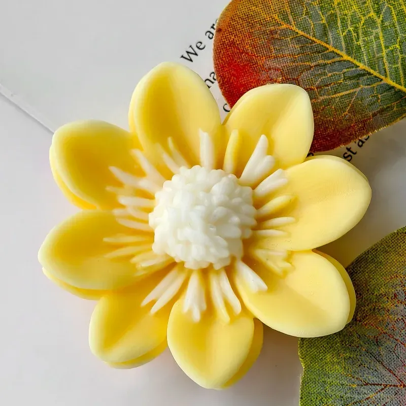 Moule silicone lotus 3D pour bougie et savon