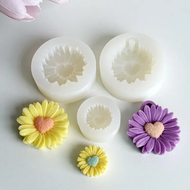 Moule silicone marguerite amour pour bougie parfumée
