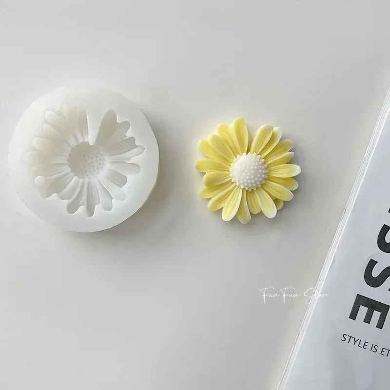 Moule silicone marguerite et tournesol pour bougie