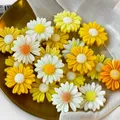 Moule silicone marguerite pour bougie et savon – 1