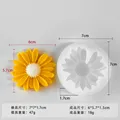 Moule silicone marguerite pour bougie et savon – Couleur jaune clair (A)