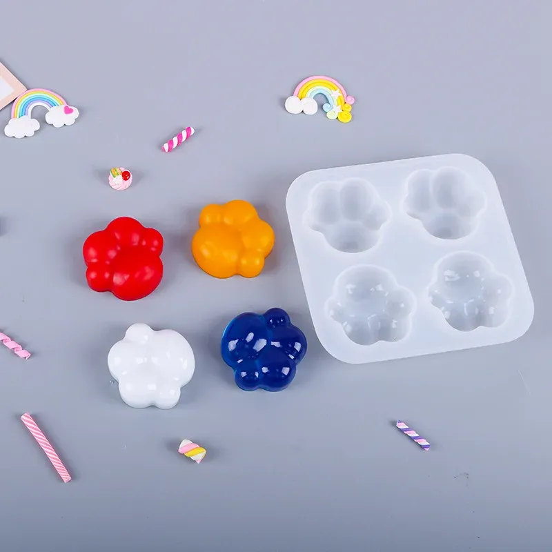 Moule silicone patte de chat pour porte-clés et bijoux