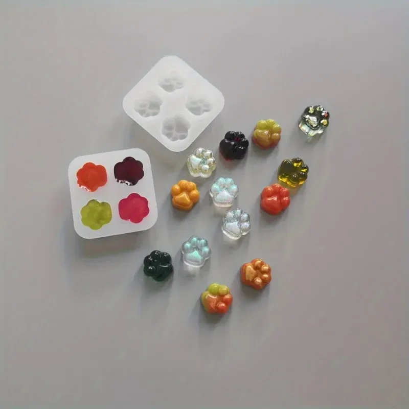 Moule silicone patte de chat pour résine et bougies