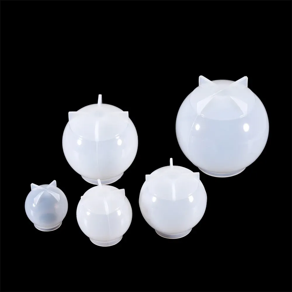 Moule silicone planète 35 à 80 mm pour décoration résine