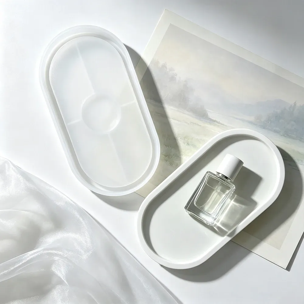 Moule silicone plateau ovale plâtre et ciment