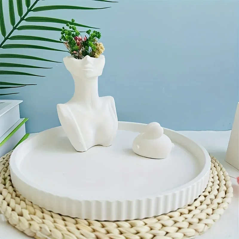 Moule silicone plateau rond rayé jardinière béton