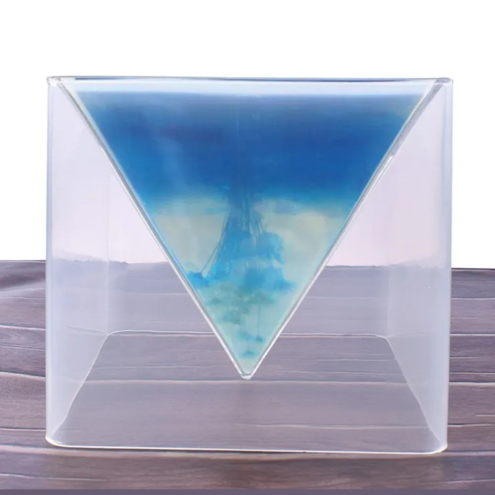 Moule silicone pyramide 3D pour artisanat résine et béton