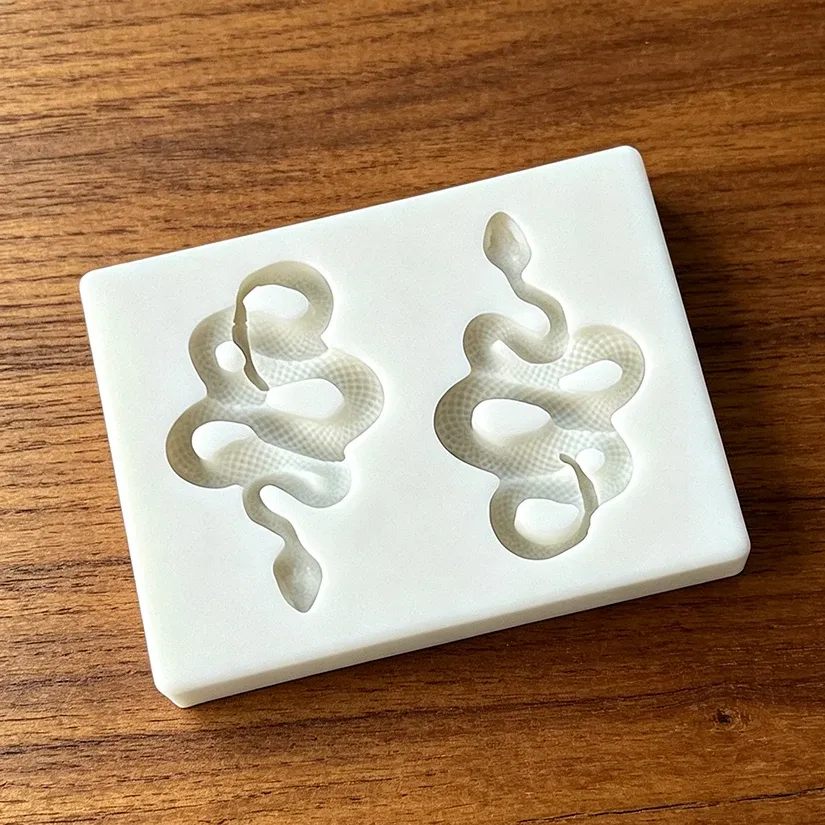 Moule silicone serpent pour gâteaux et chocolats