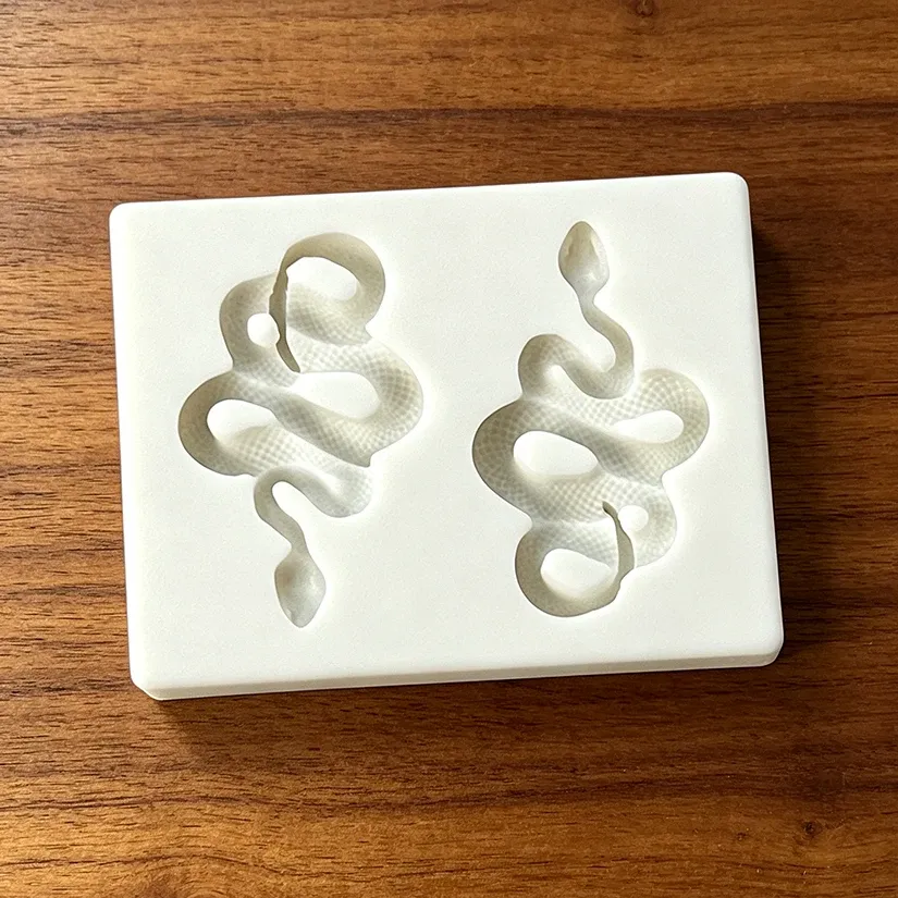 Moule silicone serpent pour gâteaux et chocolats