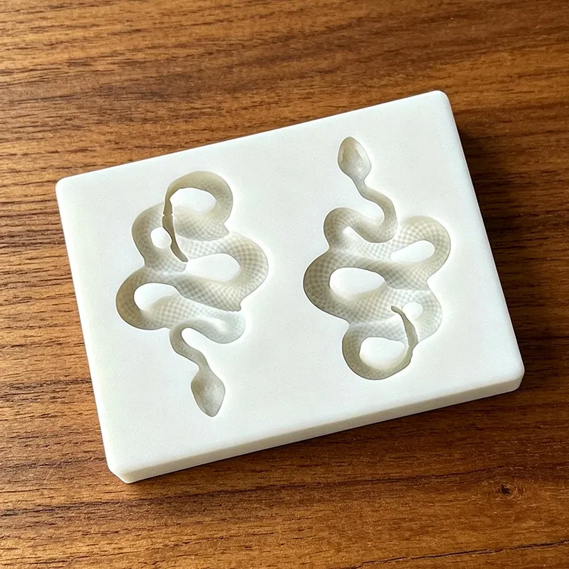 Moule silicone serpent pour gâteaux et chocolats