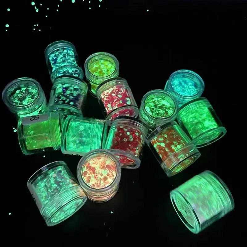 Paillettes UV brillantes dans le noir pour résine