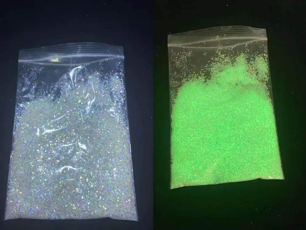 Poudre résine brille dans le noir 10g