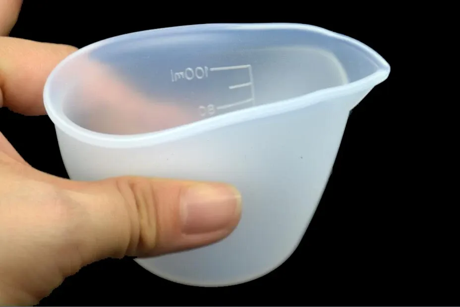 Tasse mesure silicone 30-1000 ml pour résine et pâtisserie