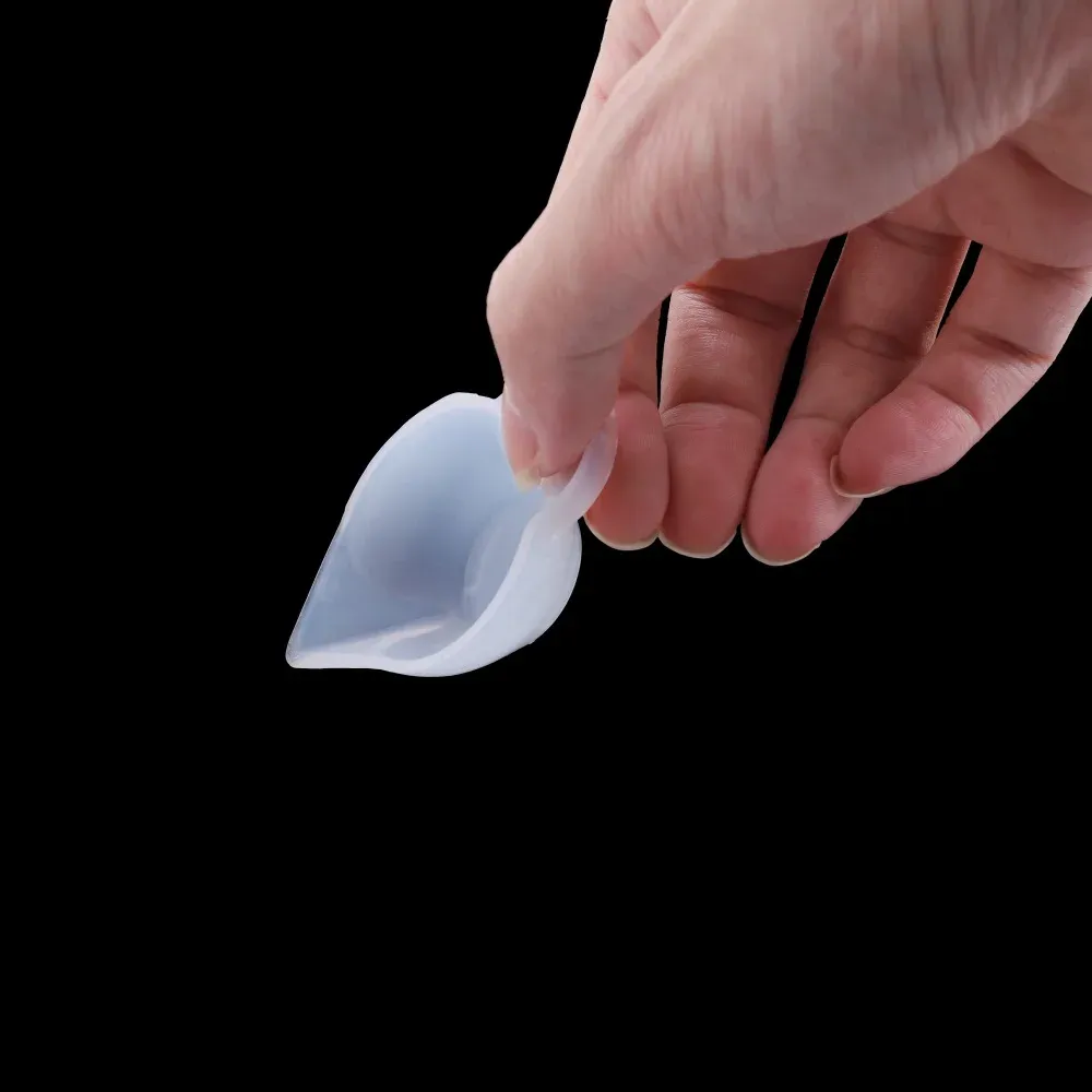 Tasses mesure silicone 10ml 5 pièces avec bâtonnets